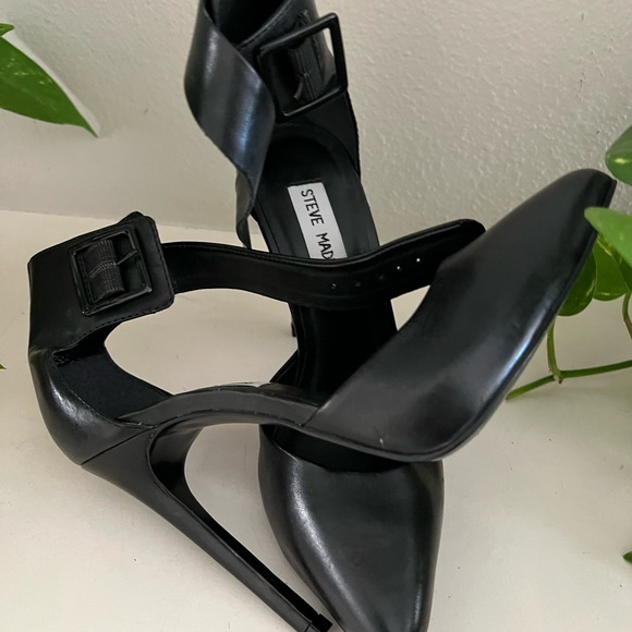 Steve Madden Heels - Picture 2 of 4